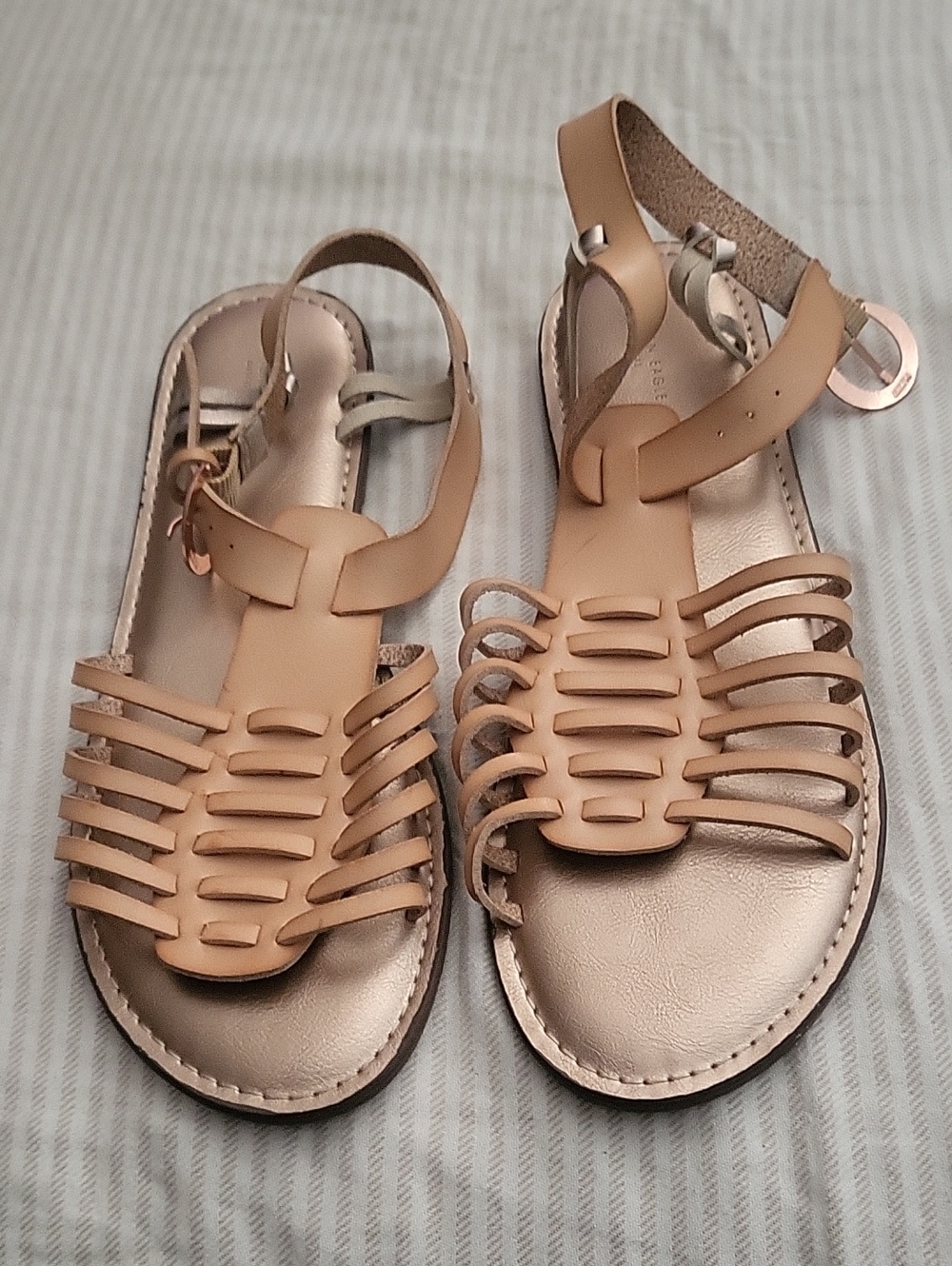 American Eagle Outfitters Tan Strappy Sandals with Metallic Insole